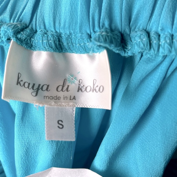 Turquoise Off the Shoulder Top Size Small Kaya Di Koko Made in LA - Picture 4 of 4